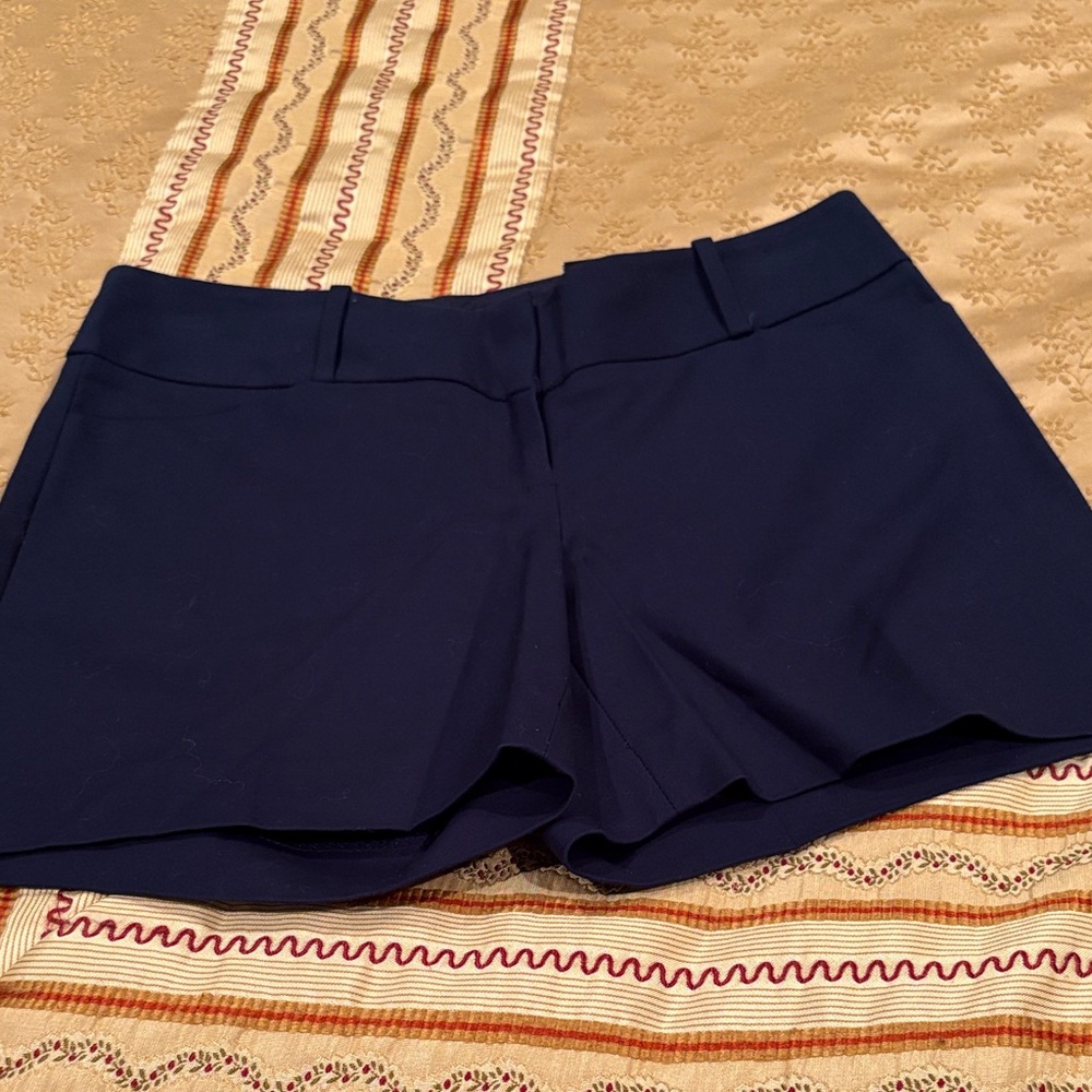 NWT The Limited Navy Women's Shorts, Cotton blend, Tailored, 5” inseam, 2 - Picture 2 of 8